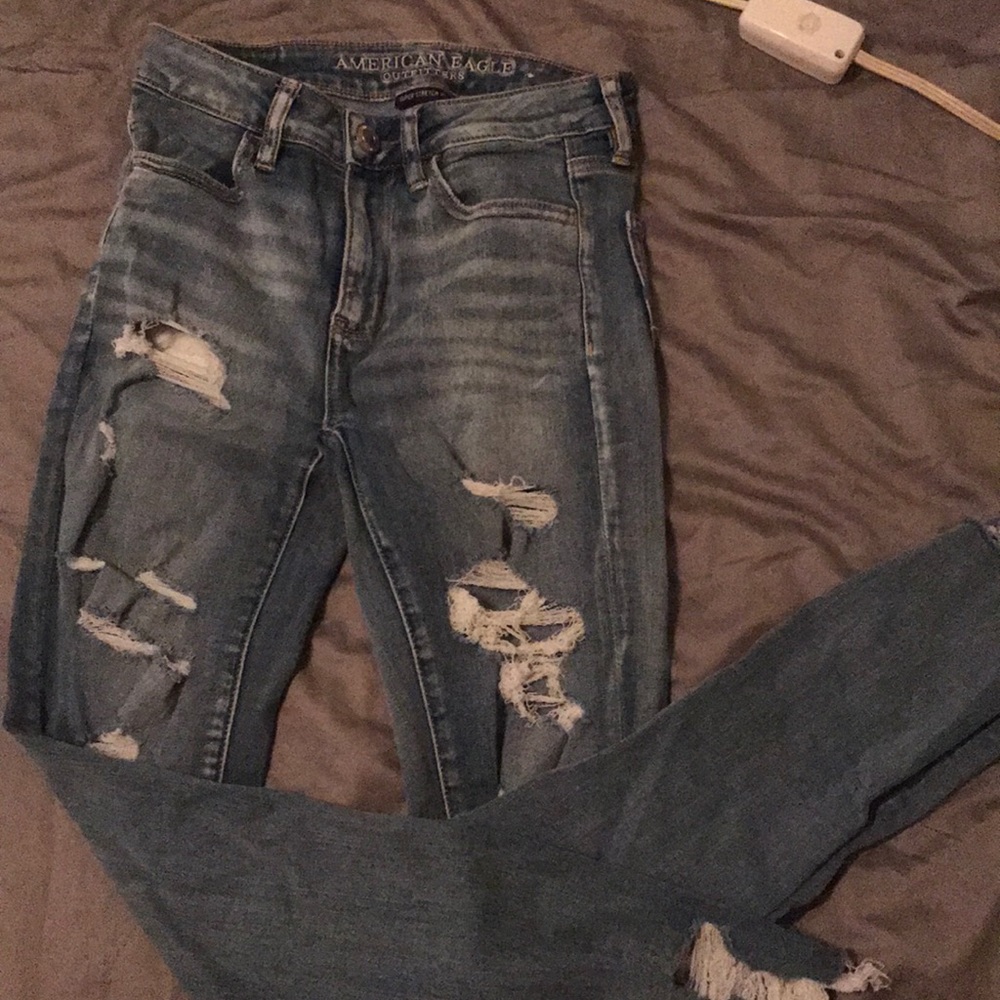 ripped american eagle jeans